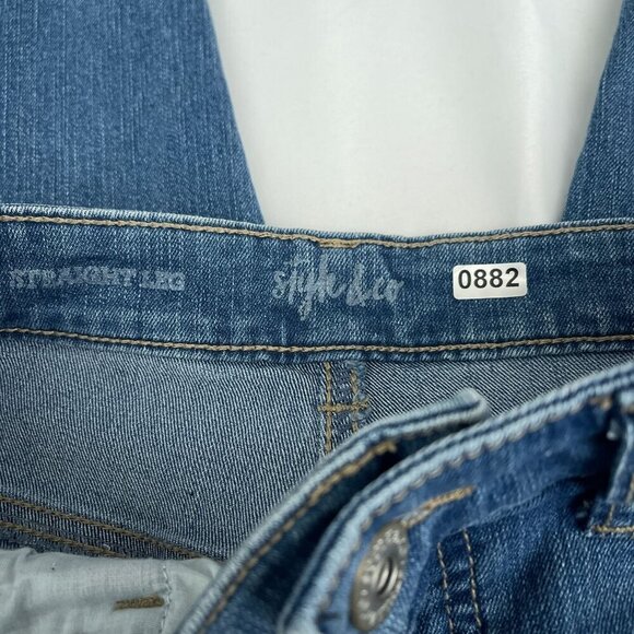 Style & Co. Straight Leg Patchwork Relaxed Denim Jeans Mid-Wash Pockets Women 10 - Picture 10 of 16